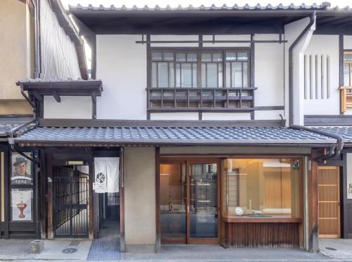 Two-Bedroom House image 10