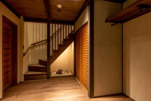 Two-Bedroom House image 2