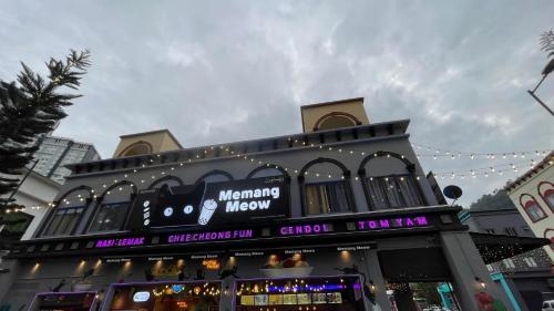 Genting Highlands 2R2B Suites with Hassle free Self check in without Queue -Free Wifi - Tap to explore photos