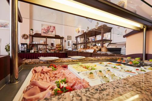 Hotel San Marco in 蘭納赫
