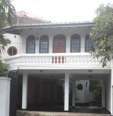 Exterior view, Ceylon Travel and Stay Lodge in Sri Jayawardenepura Kotte