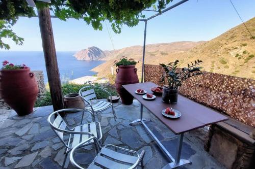 Kalavros cretan villa with magnificent view