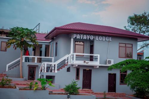 Patayo Lodge