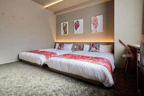 Universal Room