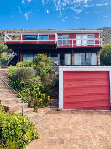 Two Oceans Artist's Home. - Tap to explore photos