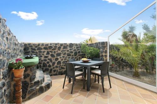 Fasiliti, Casa Verde in Vista la Graciosa