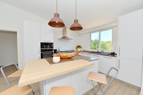 Tower Villa w Infinity Pool in Olhao