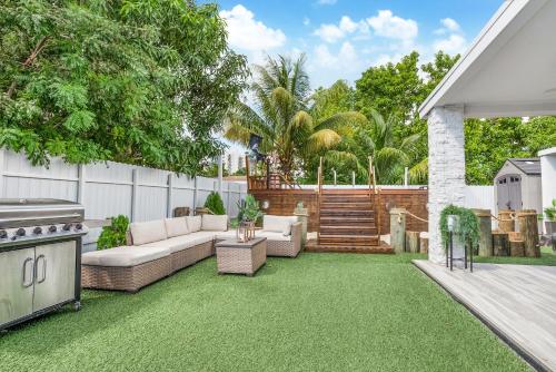 Modern Miami Home 10 Min to the AIRPORT L03