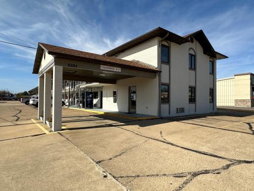 Motel 6-Dyersburg TN - image 10