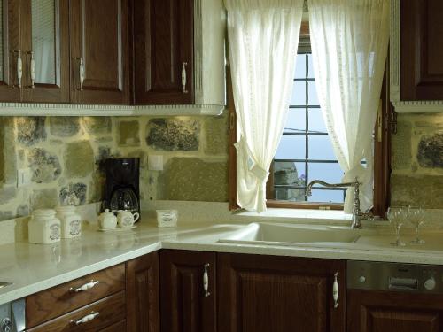 Diktynna Traditional Villas - image 13
