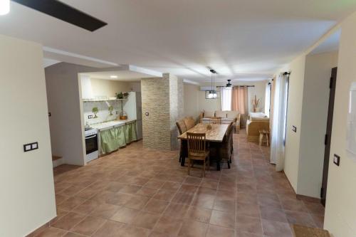 virtuve, CASA RURAL BIENVENIDA in Quatretondeta