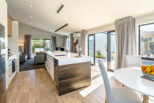 Citron 9, Greytown (photo 8)