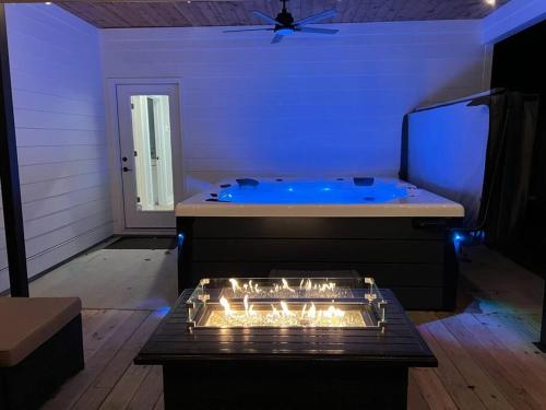 Brand New Luxury home 2022-Hot Tub-Pet Friendly in Hixson (TN)