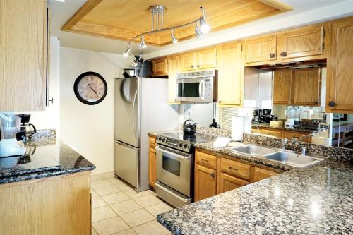 Edgewater 18 - main image