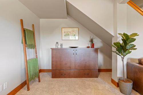 Shawnigan Hills Guest Suite in Shawnigan Lake, Canada