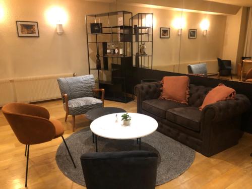 المرافق, Hotel Le Progres in Downtown