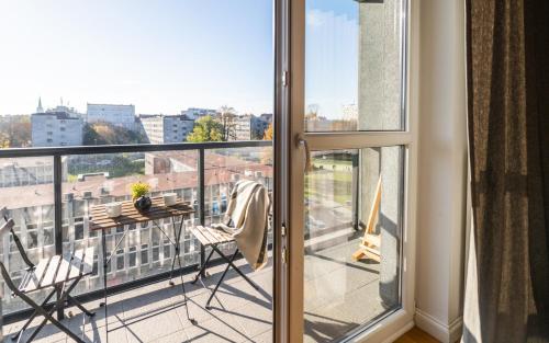 Krucza Apartment ~ Self check-in 24h ~ Parking and Lift, Breslau (Foto 3)