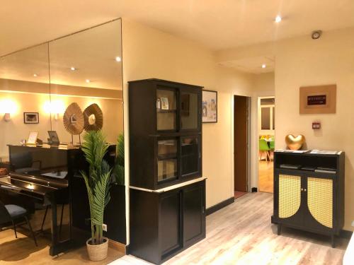 Hotel Le Progres - image 10