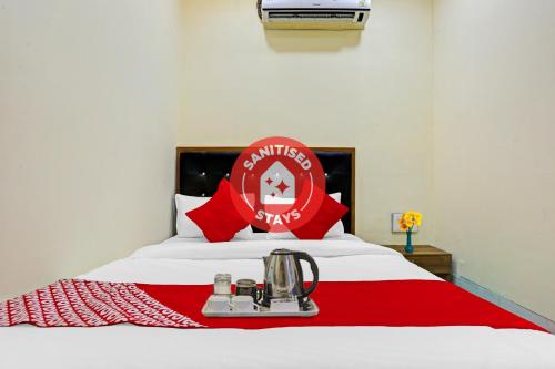 OYO 70191 Hotel Crown