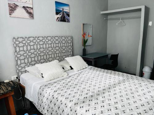 Otorongo Guest House