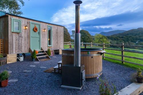 Elephant View Shepherds Hut