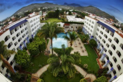 Hotel Gran Plaza & Convention Center - image 4