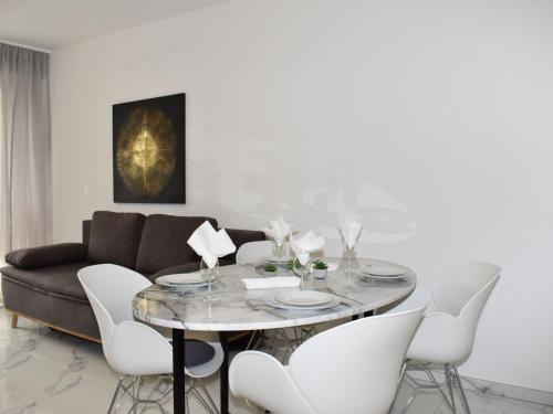 Apartment App- 704 by Interhome, Bissone (fotografie 8)