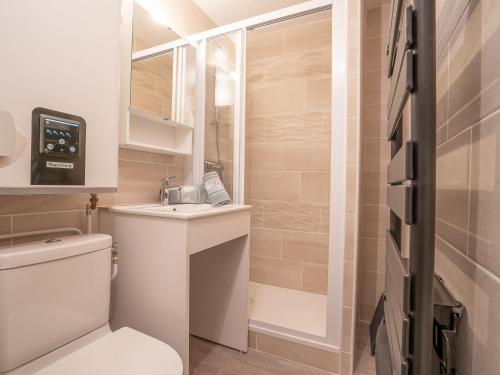 Studio Asters 314 Batiment A1 by Interhome in Les Bruyeres
