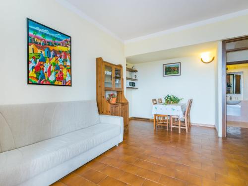 Apartment Bucaneve by Interhome in Fornello