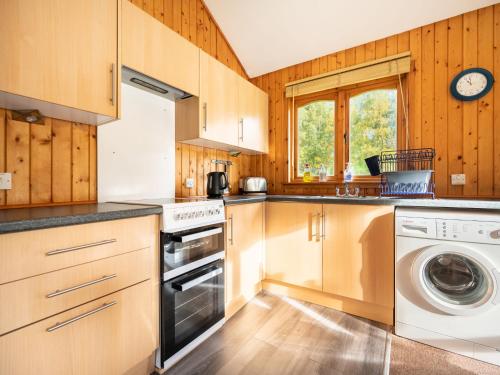 مطبخ, Guisachan Lodge at Lochletter Lodges in Drumnadrochit Town Center