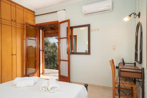 Afroditi Holiday Home- Green View Apartment