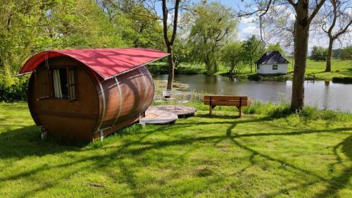 Schlummerfass in Stoltebüll, Deutschland