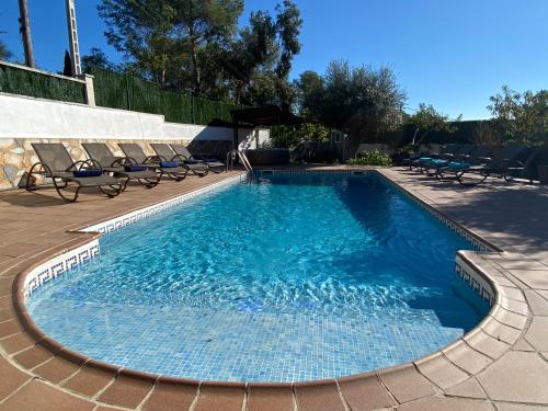 Villa Lluna Sitges 15 minutes drive from Sitges Swimming pool XXL 16 people