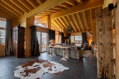 المرافق, ANNA ISABELLE PENTHOUSE in ريديرالب