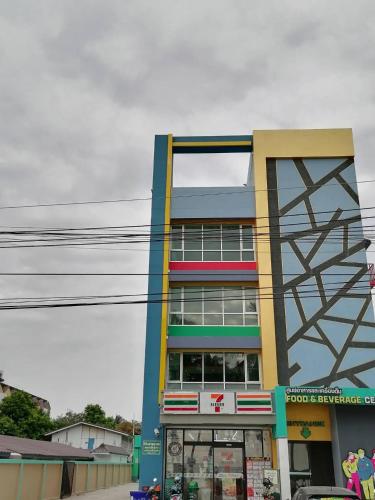 The Sea Bangsaen Hotel - 숙소 외관