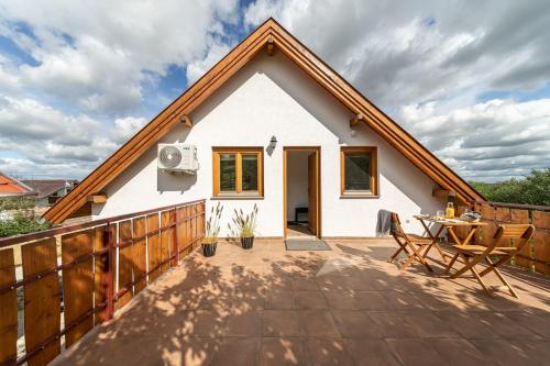 A szálláshely kívülről, Kapocs Apartmanház (Kapocs Apartmanhaz) in Bögöte