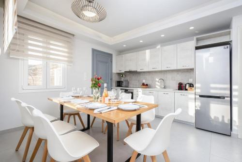 Naxos Skyline Luxury Villas in Agkidia