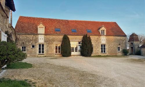 LA CHARMILLE Jolie maison de campagne 14 personnes piscine calme - Accommodation - Entrains-sur-Nohain