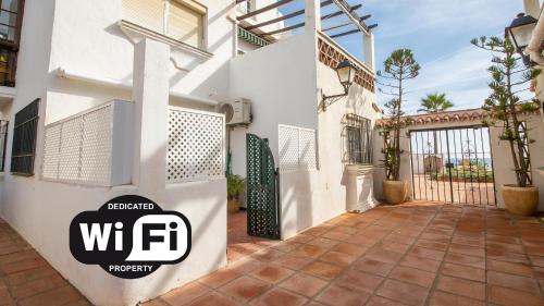 Apartment - Ground Floor room in Los Flamencos C81