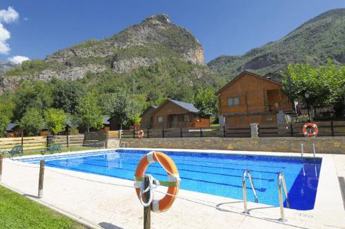  Bungalows La Borda d´Arnaldet, Pension in Villanova