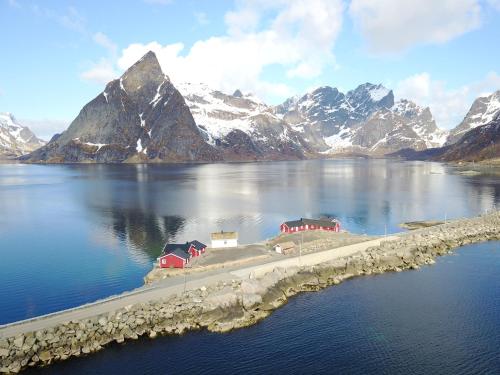 Accommodation in Reine