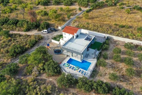 Intimate secluded Luxury Villa Cambello, GORGEOUS SEA VIEW in Croatia