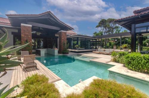 Umhlanga Beach Villa