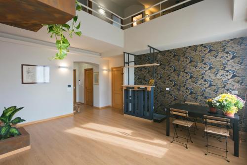 Oddone's Apartment