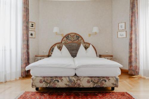 Hotel Hammer - image 5