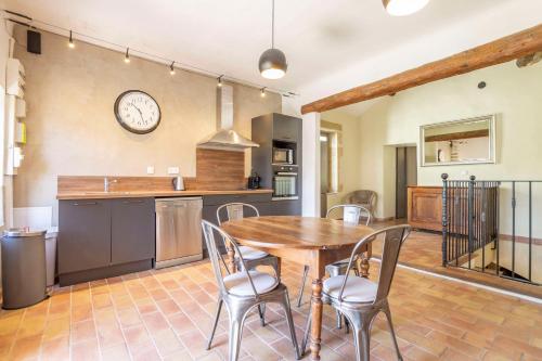 Létesítmények, La Petite Baronne - in the heart of the Gard in Saint Hilaire D'Ozilhan