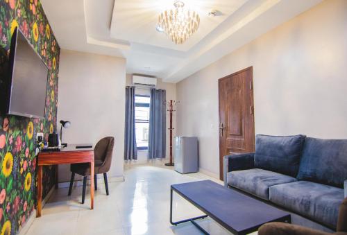 Suite, executive