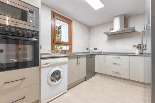 Konyha, Casa rural Villa Pilar in Sarrion