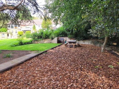 Stunning 2 bedroom cottage on the River Wensum