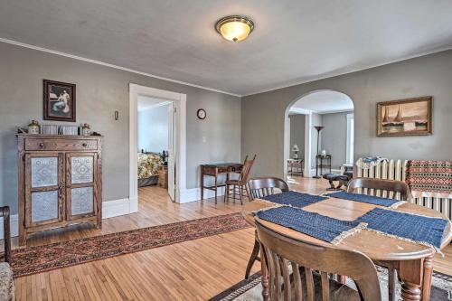 Victorian Apartment Less Than 1 Mi to Wisconsin River in Stevens Point, USA
